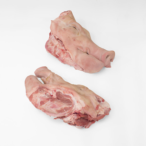 Frozen pig head without cheeks and ears and split supplier